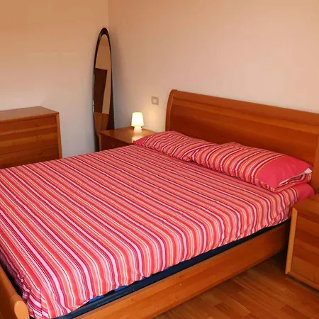 Apartment With Pool In Lazise-gardasee 55358