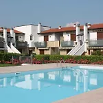 With Pool In Lazise-gardasee 55358 拉齐塞