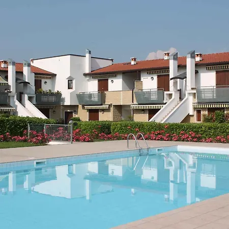 With Pool In Lazise-gardasee 55358 Lazise